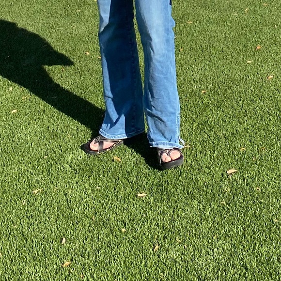 Sandals size 8 - Picture 3 of 3